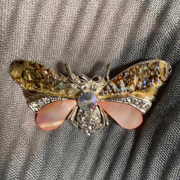 Set of 4 of brooches 3 flower brooches and 1 butterfly with beautiful stones - Picture 4 of 5